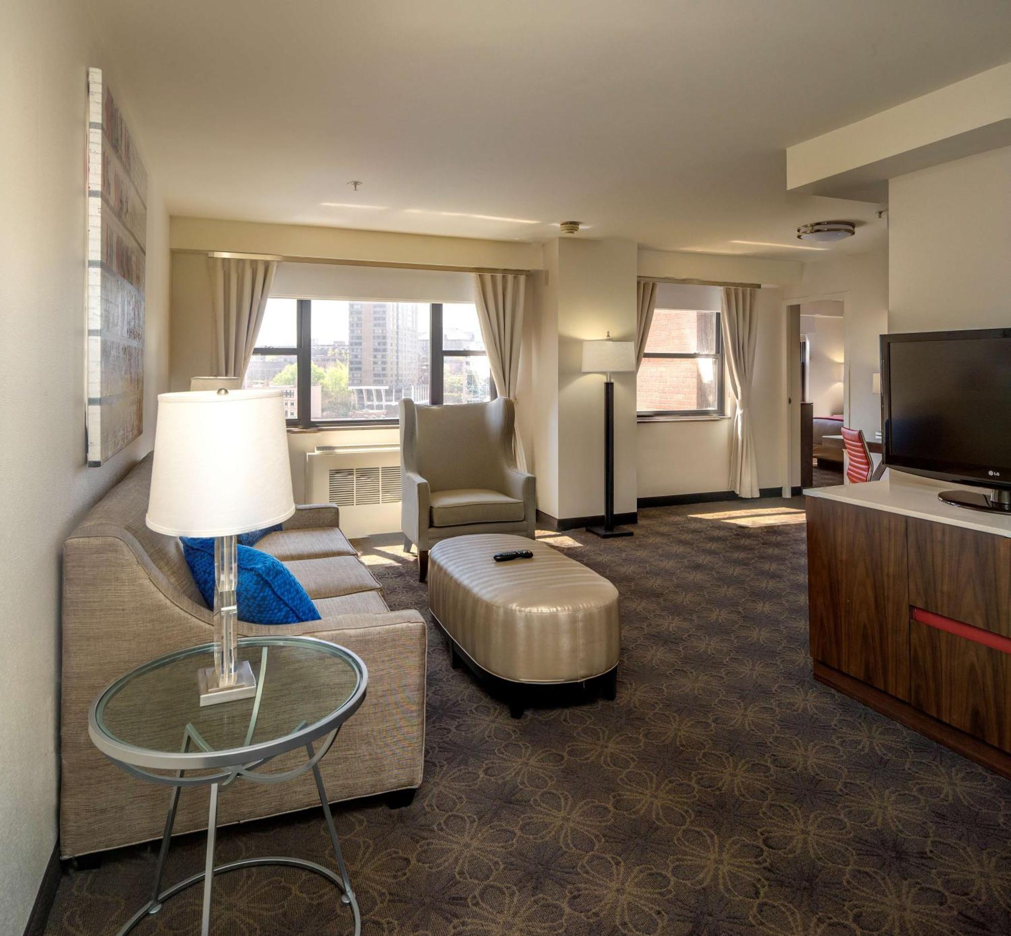 Doubletree By Hilton Hotel & Suites Pittsburgh Downtown Luaran gambar